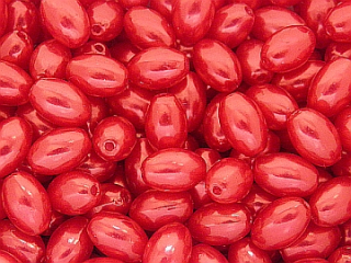Plastové korálky - ryža - červená - 10 ks