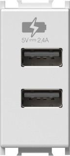 NABÍJACIA JEDNOTKA USB 5V 2,4A 1M / EM67PW