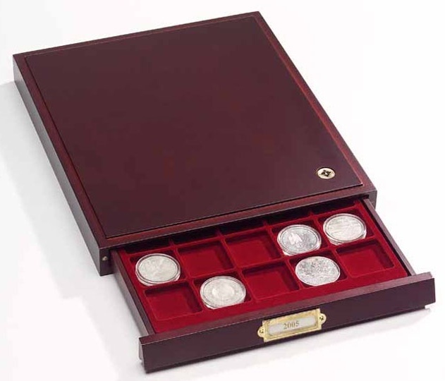 Mincový box LIGNUM, 35 štvorcových otvorov do 35 mm, mahagon (HMB35) IN