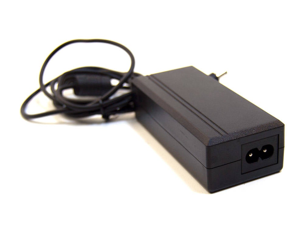 Power adapter Channel Well Technology 60W 5.5 x 2.5mm 24V
