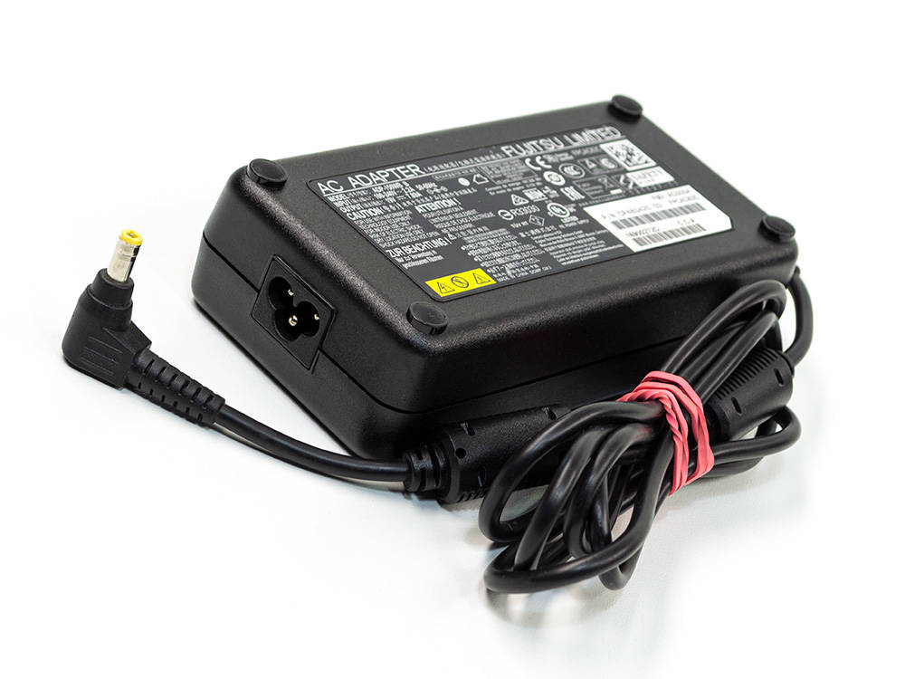 Power adapter Fujitsu 150W  5,5 x 2,5mm, 19V