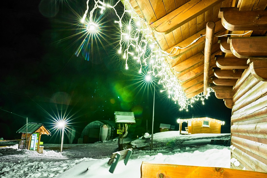 Svetelné LED cencúle, studená biela FLASH 3m x 0,5m (114 LED)