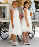 dievčenské šaty s perličkami na 1. sv. prijímanie ecru