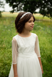 dievčenské šaty s výšivkou na 1. sv. prijímanie ecru