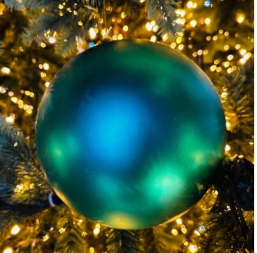 Vianočná guľa MAXI 30cm pávia zelená matná, 3D vianočná dekorácia