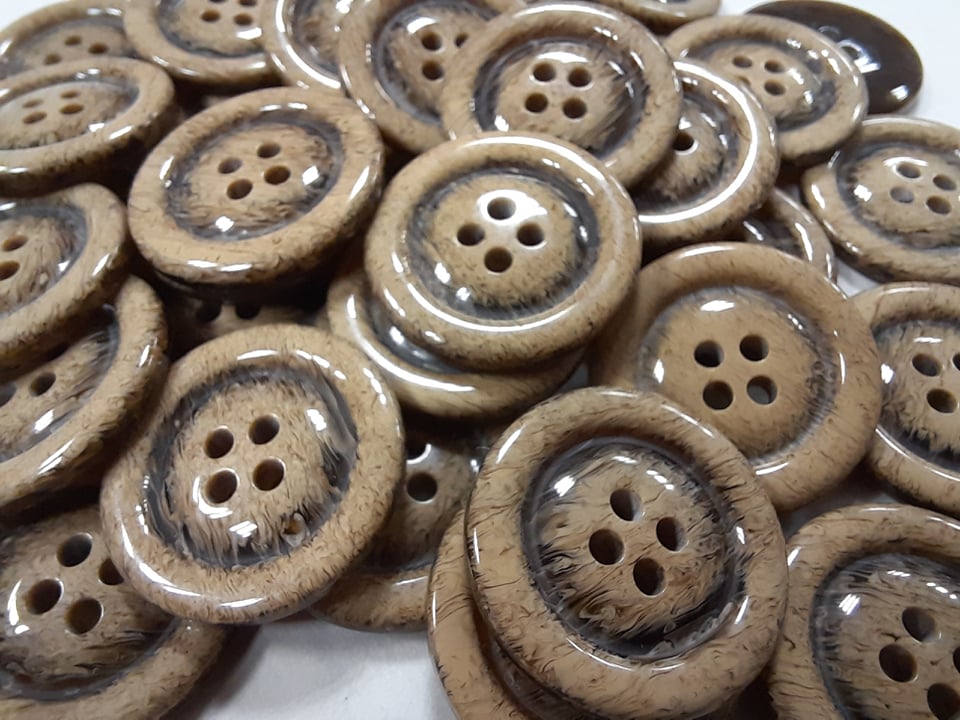 Hnedobéžový gombík  Ø 28mm - 1 ks