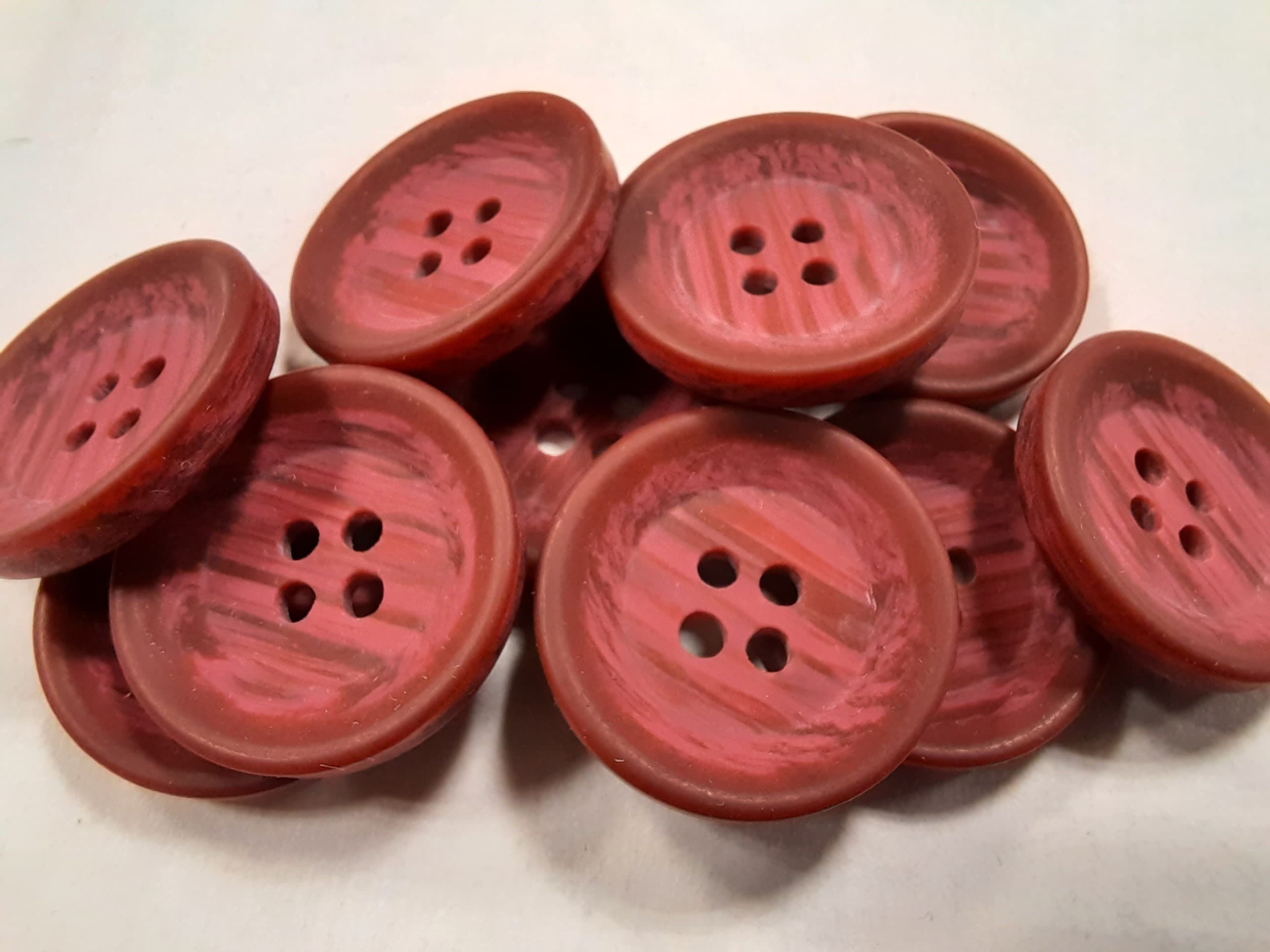 Gombík vzor drevo  Ø 18mm - 1 ks
