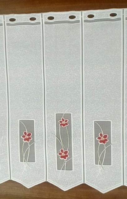 Záclona ČERVENÝ KVET na vitrážku - výška 70 cm - posledný kus 30 cm!!!