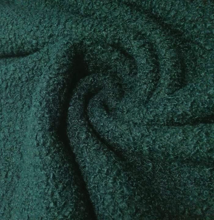 KABÁTOVINA BOUCLE TMAVOZELENÁ