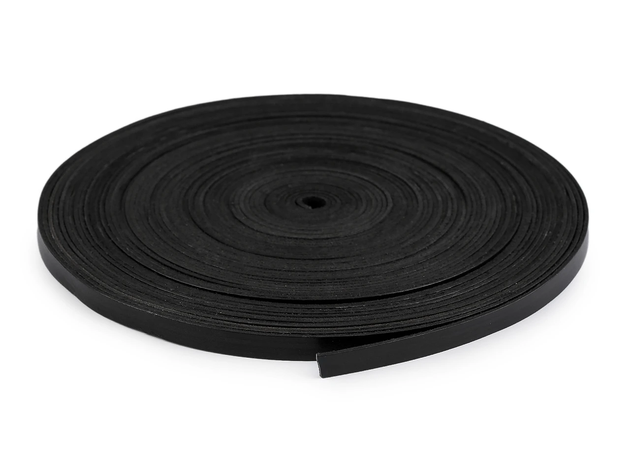 Kožený popruh / ucho na tašky šírka 10 mm metráž- 1m