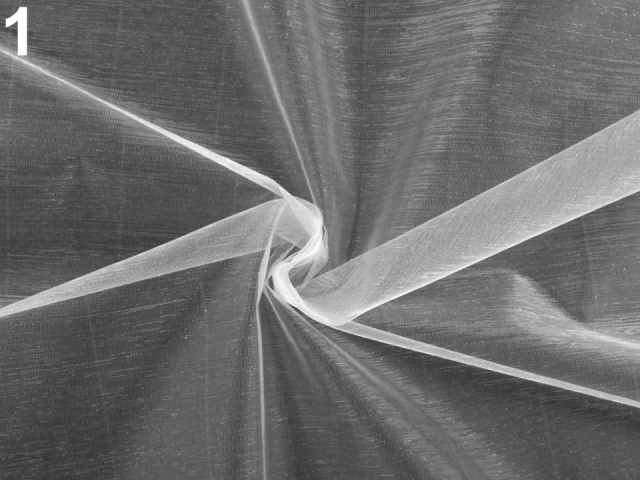 Organza tuhá dekoračná- 1 m