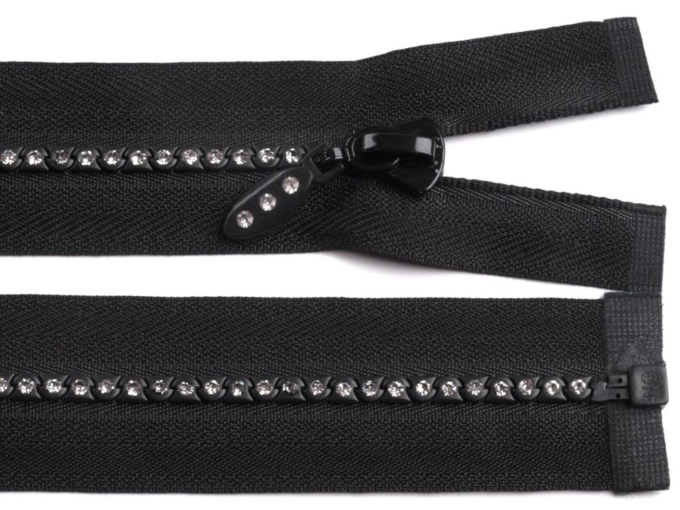 Kosticový zips šírka 4 mm dĺžka 70 cm so štrasovými kamienkami-1ks