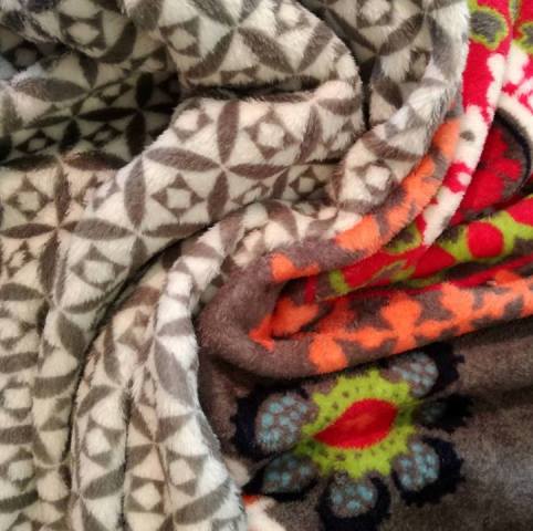 DEKOVINA MANDALY CARAMBA DOUDOU- FLIS/FLEECE