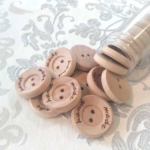 Drevený gombík Hand made Ø 23 mm - 1 ks
