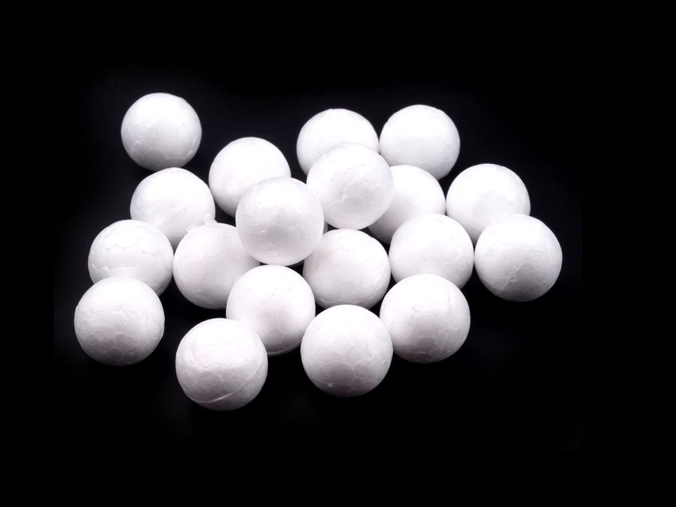 Guľa Ø1,5 cm polystyrén- 100ks