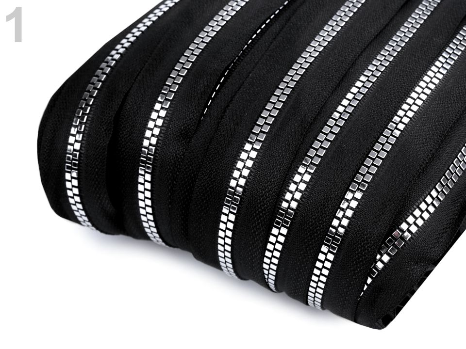 Zips kostený šírka 5 mm kocky metráž - 1 m