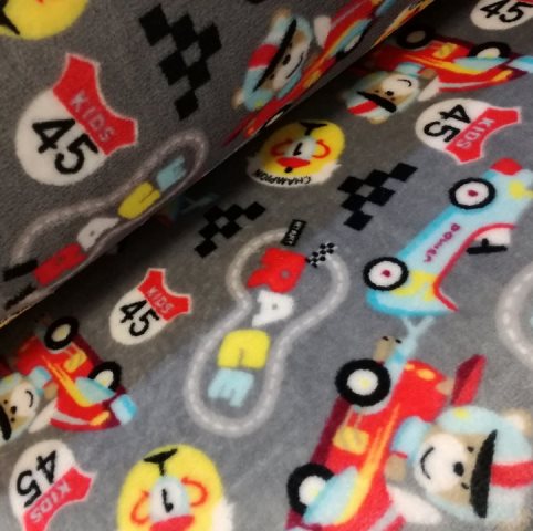 DEKOVINA MACKO RACE NA ŠEDEJ- FLIS/FLEECE