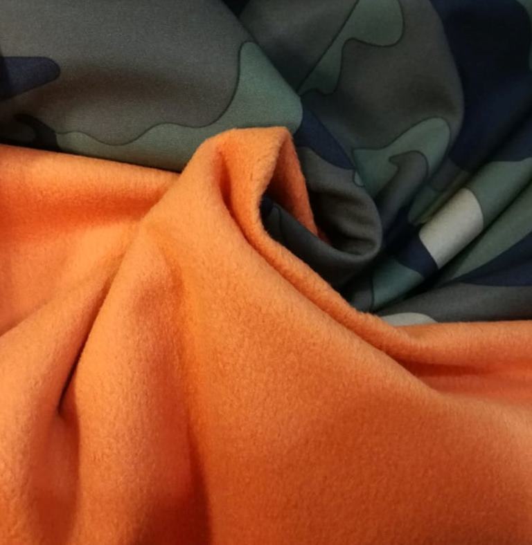 SOFTSHELL ARMY ORANGE MASKÁČ