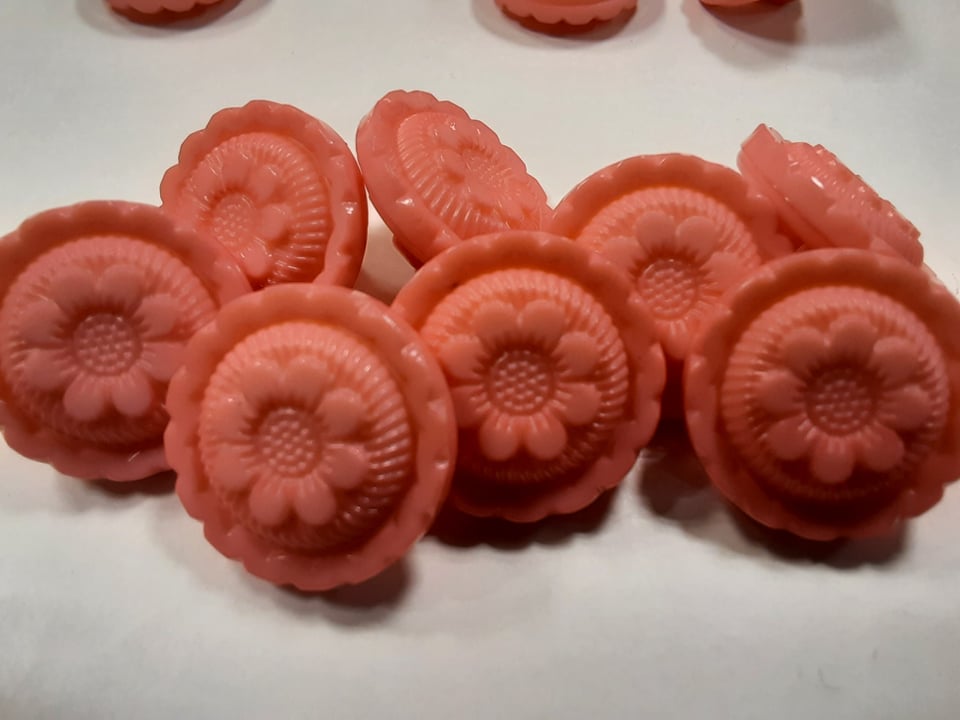Gombík s vzorom "kvietok" Ø 13mm - 1 ks