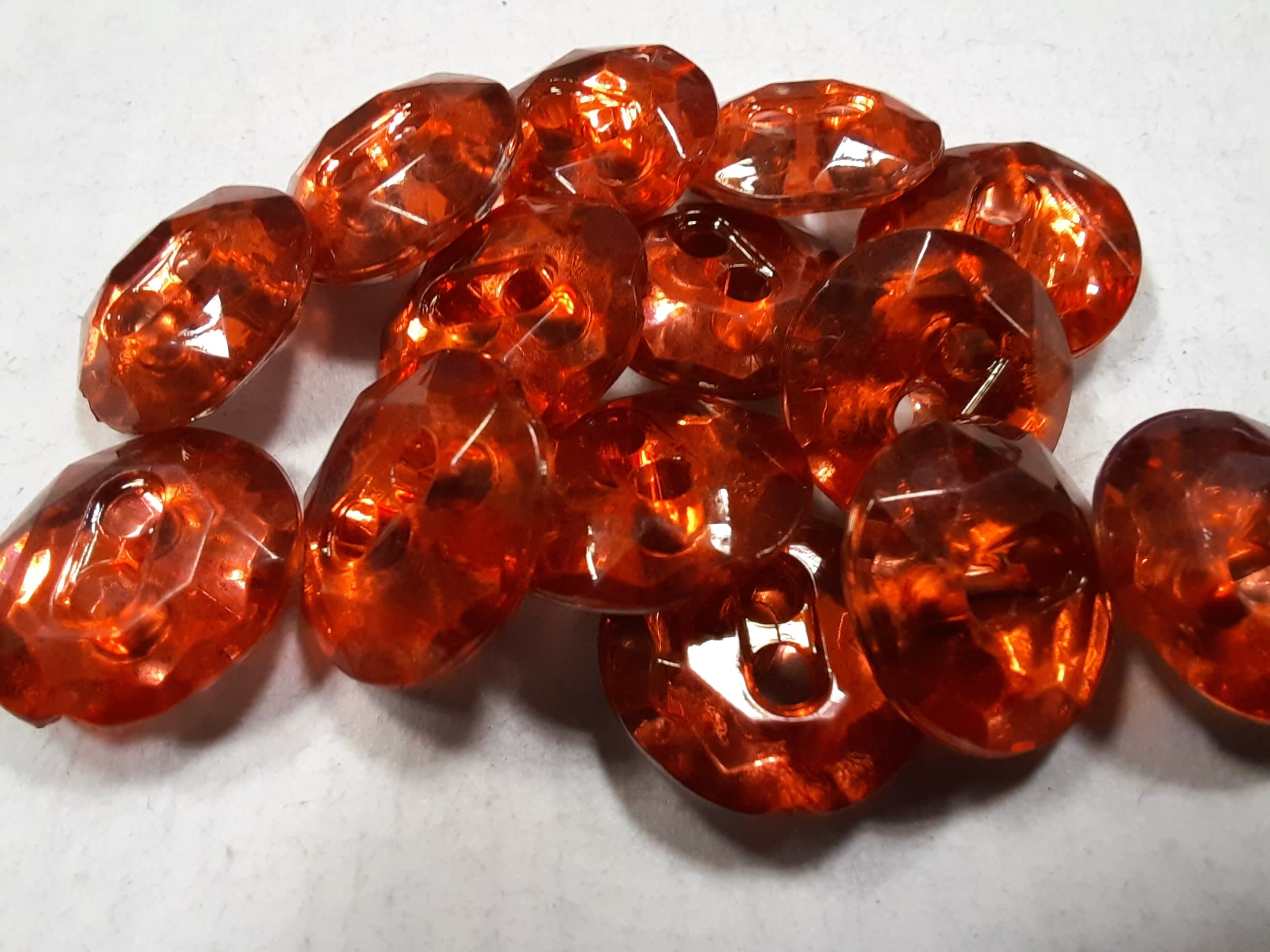 Elegantný gombík "drahokam" Ø 18mm - 1 ks