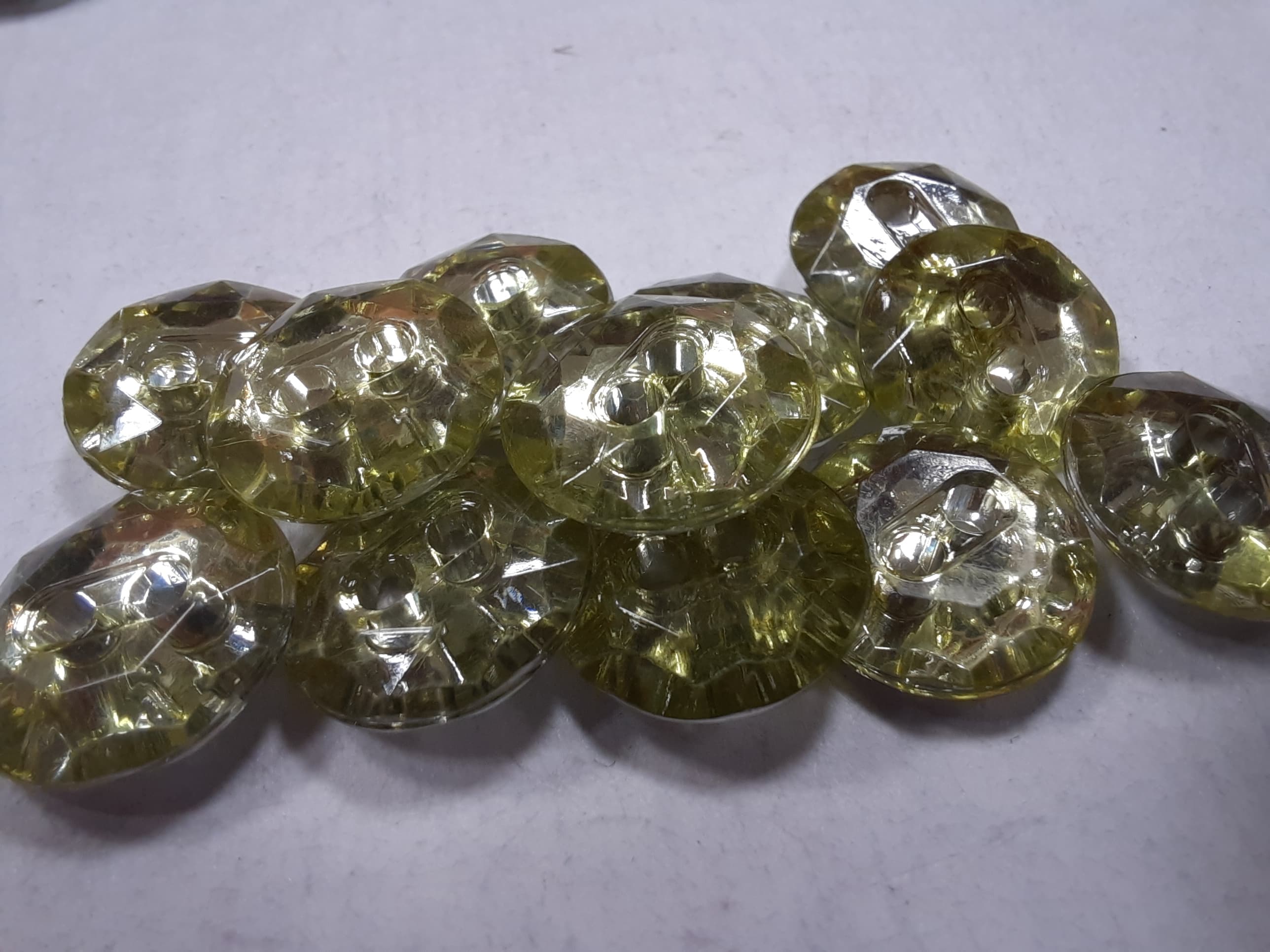 Elegantný gombík "drahokam" Ø 18mm - 1 ks