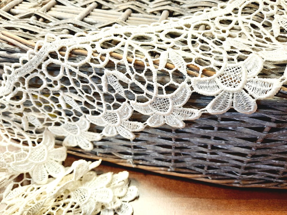 Vzdušná čipka 11 cm - 1 m