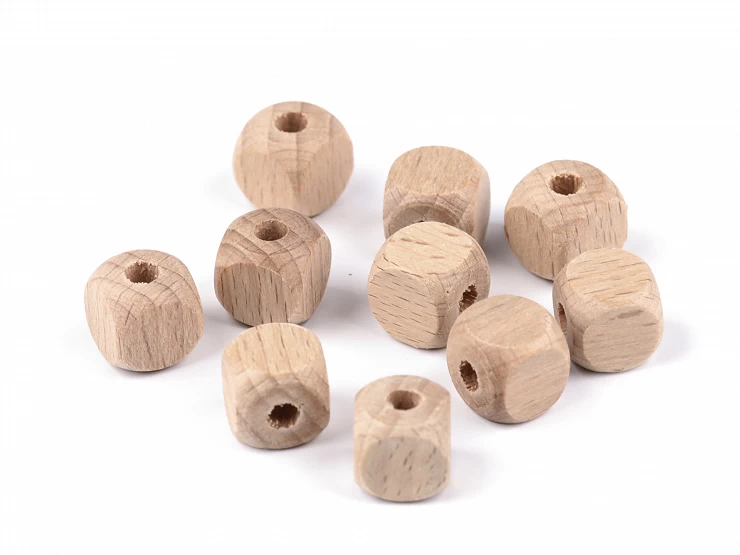 Drevené korálky kocka 12x12 mm - 10ks