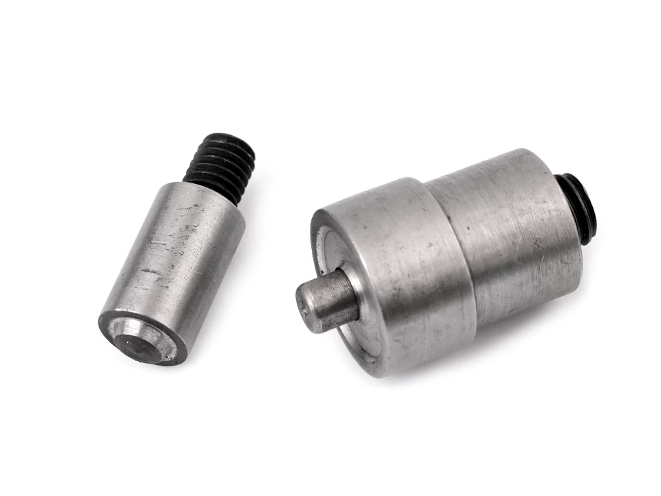 Piston na nitovanie štvorcových priechodiek - 1 sada