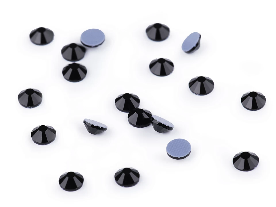 Šatónové ruže hot-fix veľkosť SS20 - 2 g