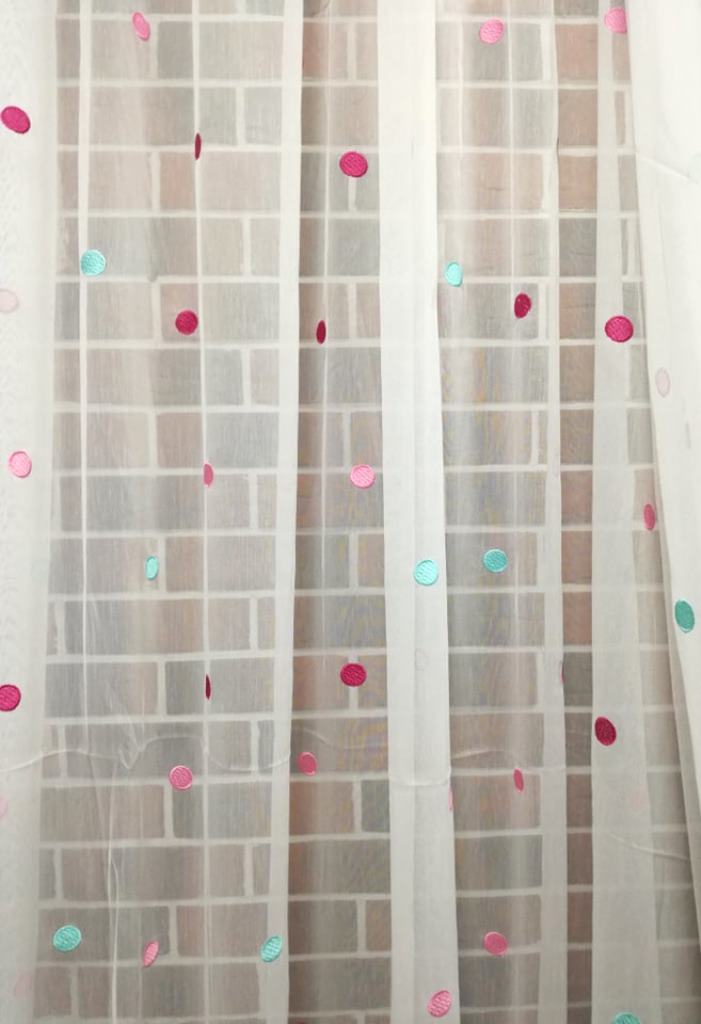 ZÁCLONA METRÁŽ- POM- POM PINK- výška 300cm!!!