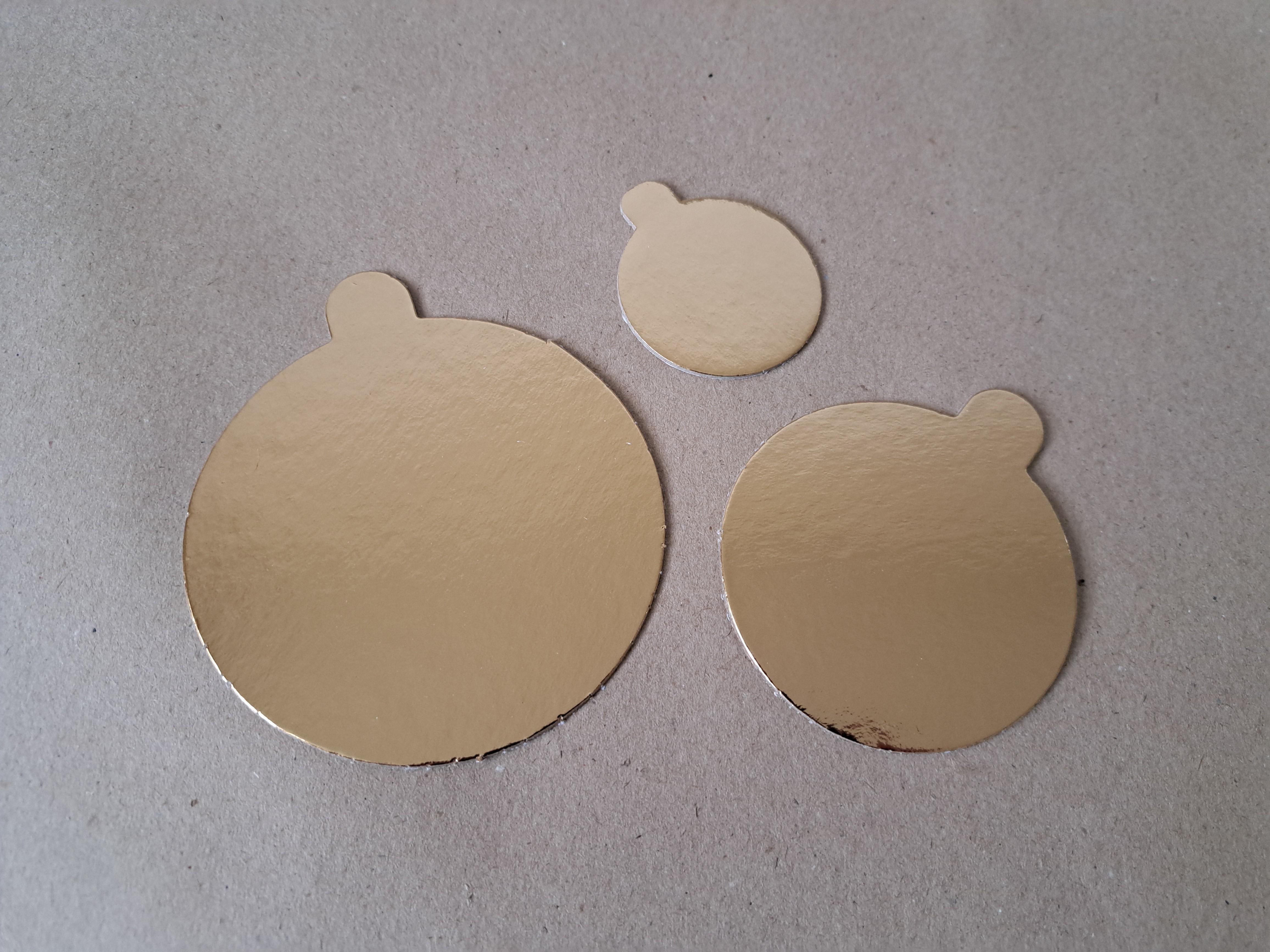 Podložka pod minidezerty 10 cm 1 ks zlatá